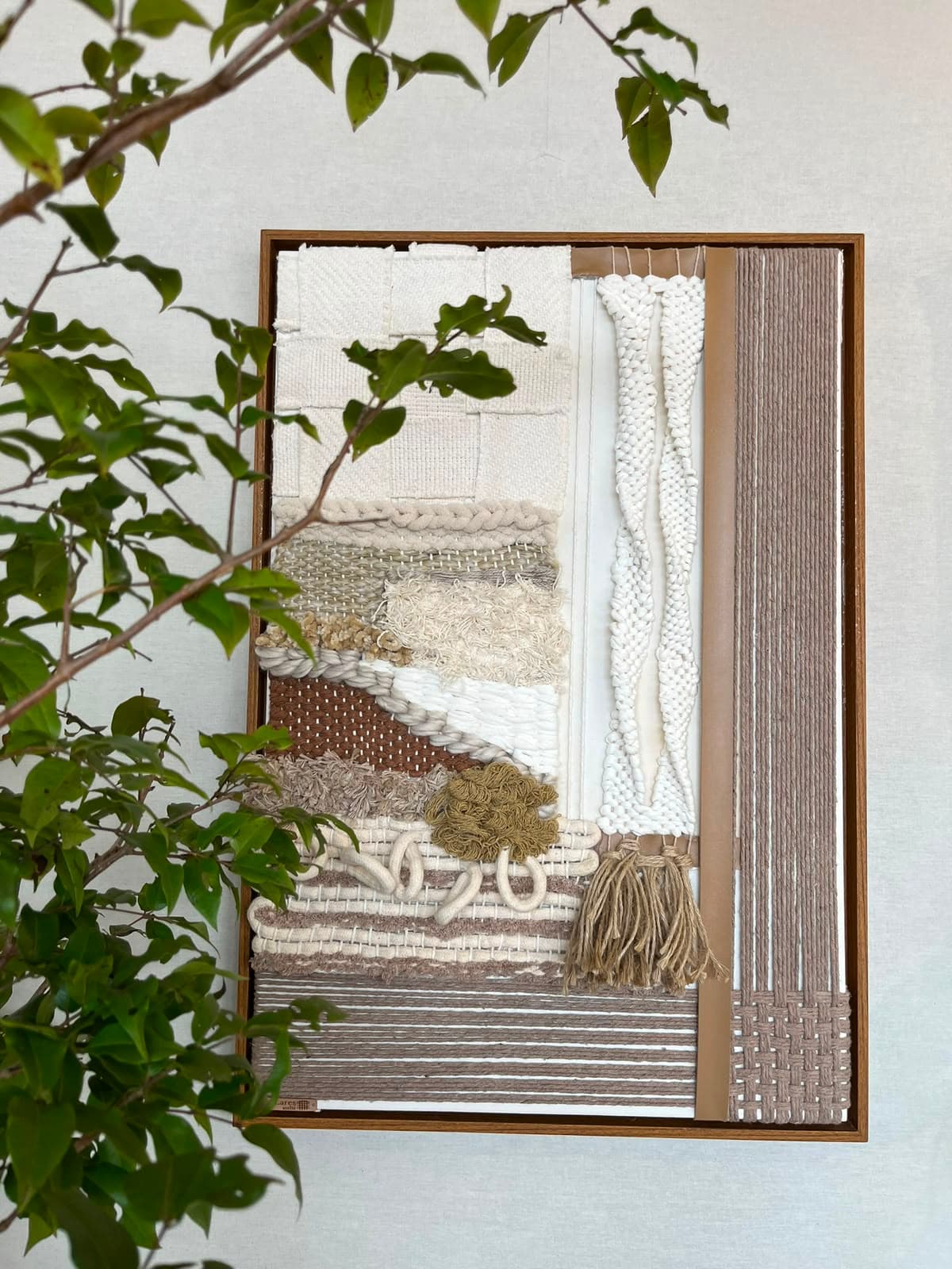  Quadro com Moldura Freijó Flutuante